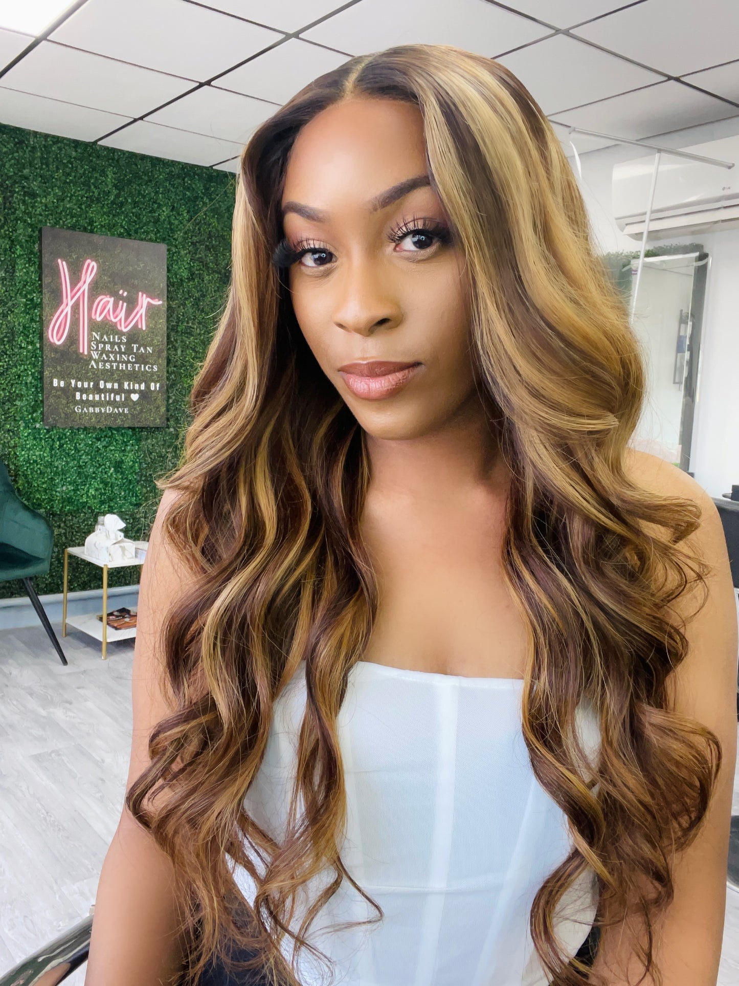 Heavy blonde highlighted wig unit, dark brown roots wig - HONOLULU HONEY